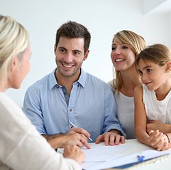 Family meeting real-estate agent